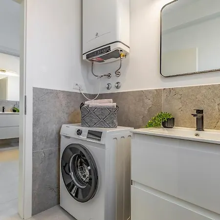 شقة Veluana 2 With Terrace *