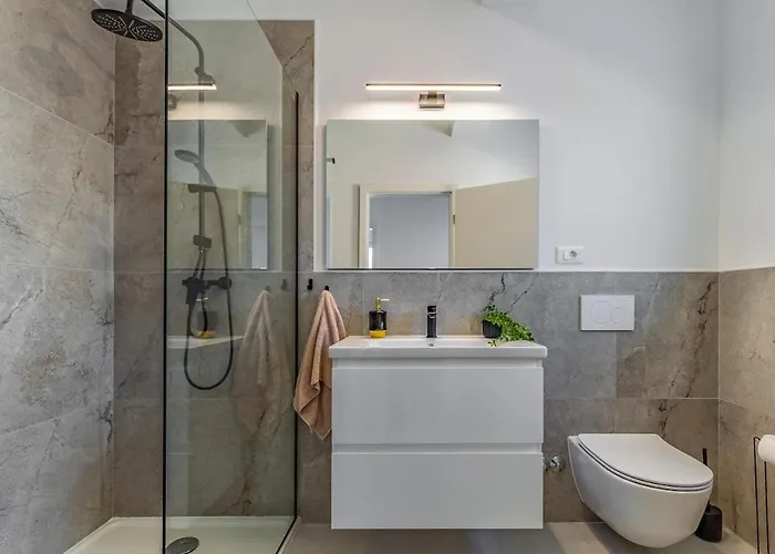 Veluana 2 With Terrace Appartement