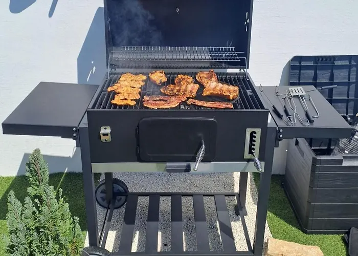 Veluana 2 With Terrace Apartment *