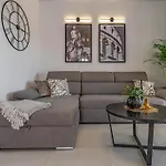 Апартаменты Veluana 2 With Terrace
