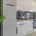 Veluana 2 With Terrace Апартаменты Пула