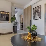 Veluana 2 With Terrace Апартаменты