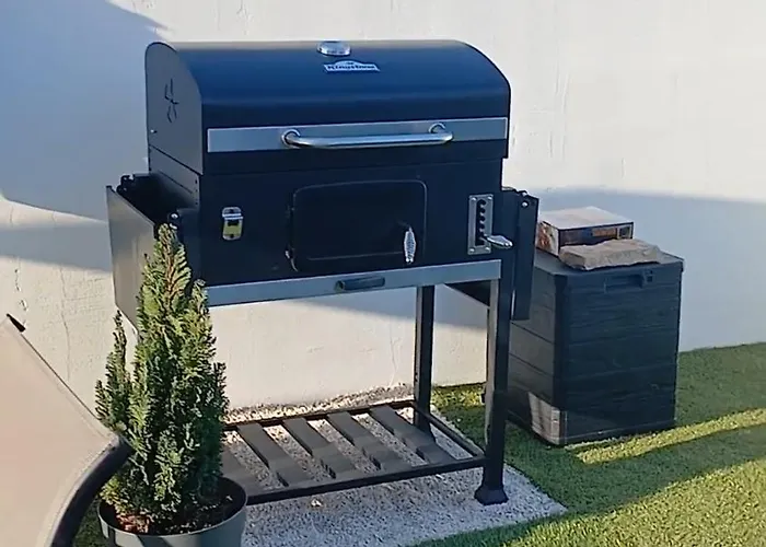 Veluana 2 With Terrace Апартаменты